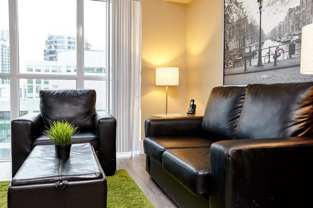 Atlas Suites - Cn Tower & Convention Centre Toronto Extérieur photo