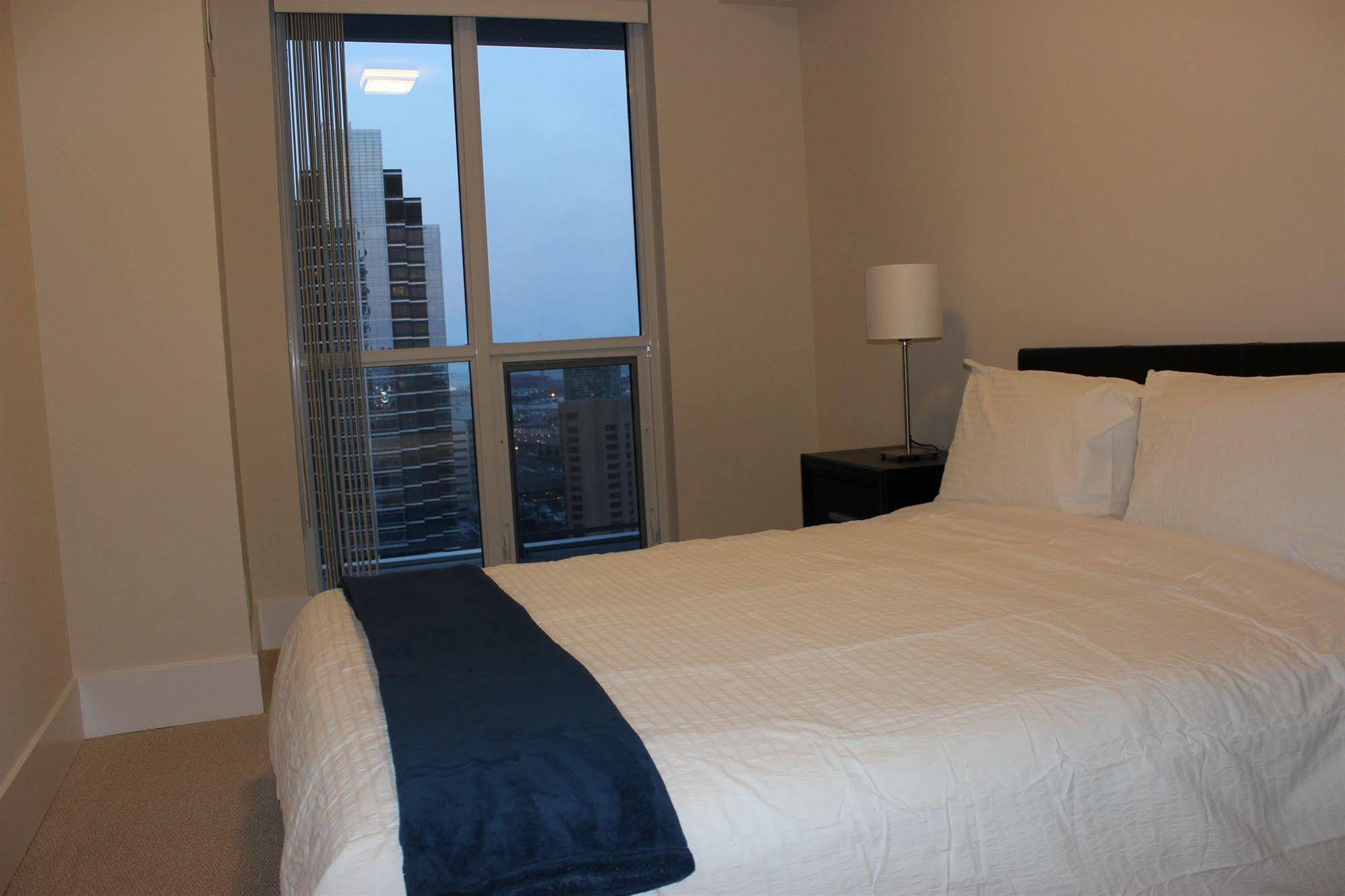 Atlas Suites - Cn Tower & Convention Centre Toronto Extérieur photo